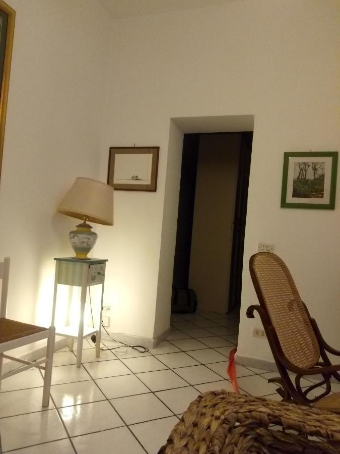 Апартаменты La Casa Del Sole Неаполь Экстерьер фото